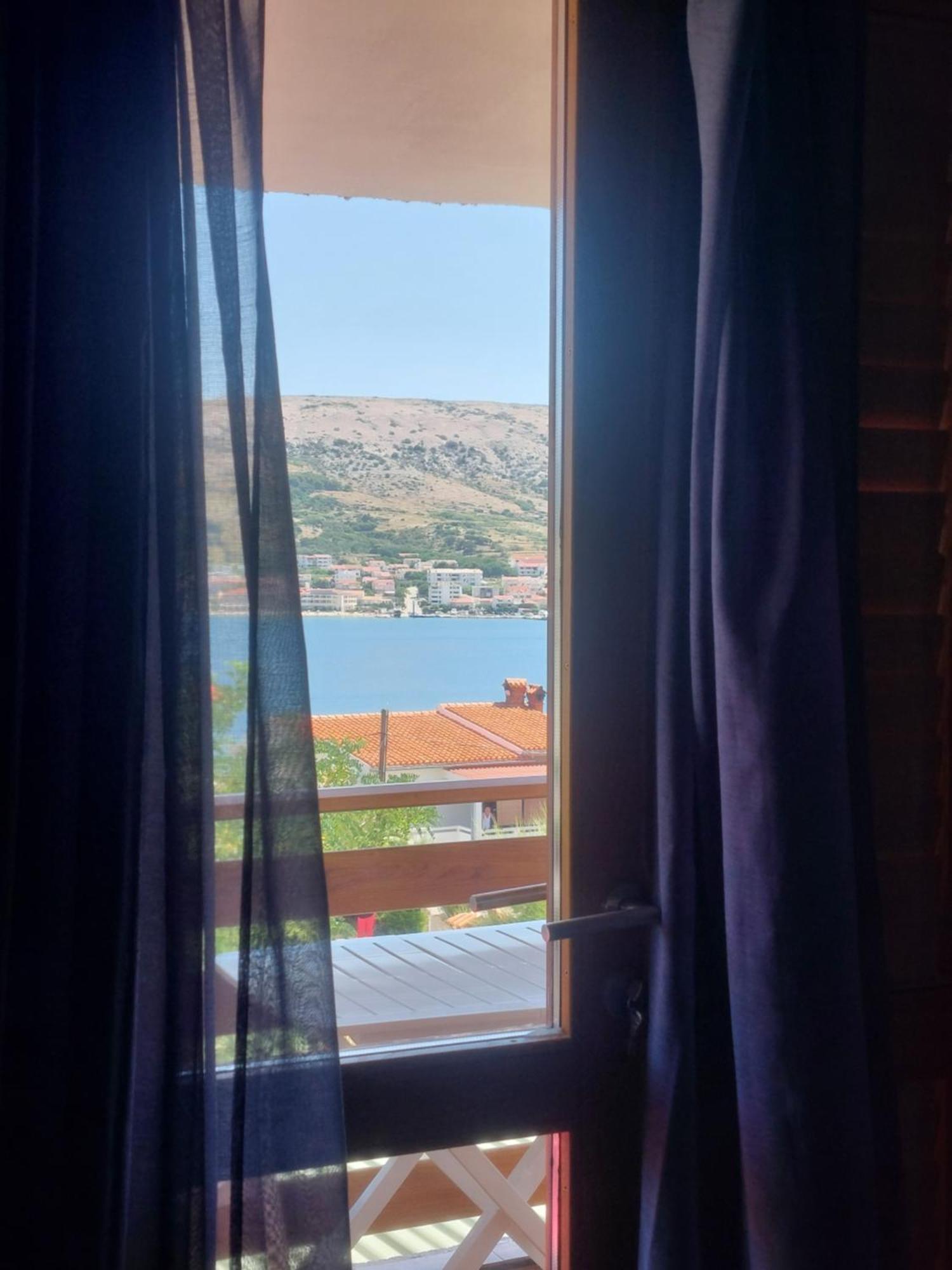Studio-App Iva, Balcony With Sea View - 50 M From Beach 帕格 外观 照片
